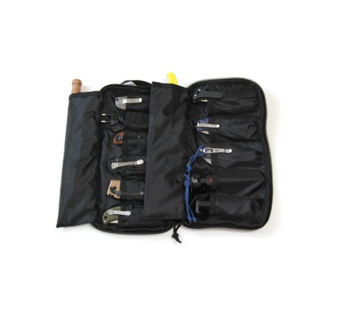 Brutalica 13+2 knives bag red