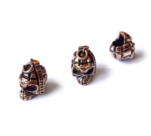 Brutalica-skull-brass