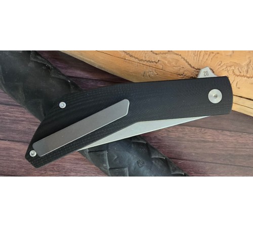 Brutalica Takino black